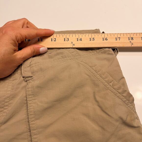 The North Face Women’s Tan Nylon Utility Pants size 8 - Picture 7 of 11